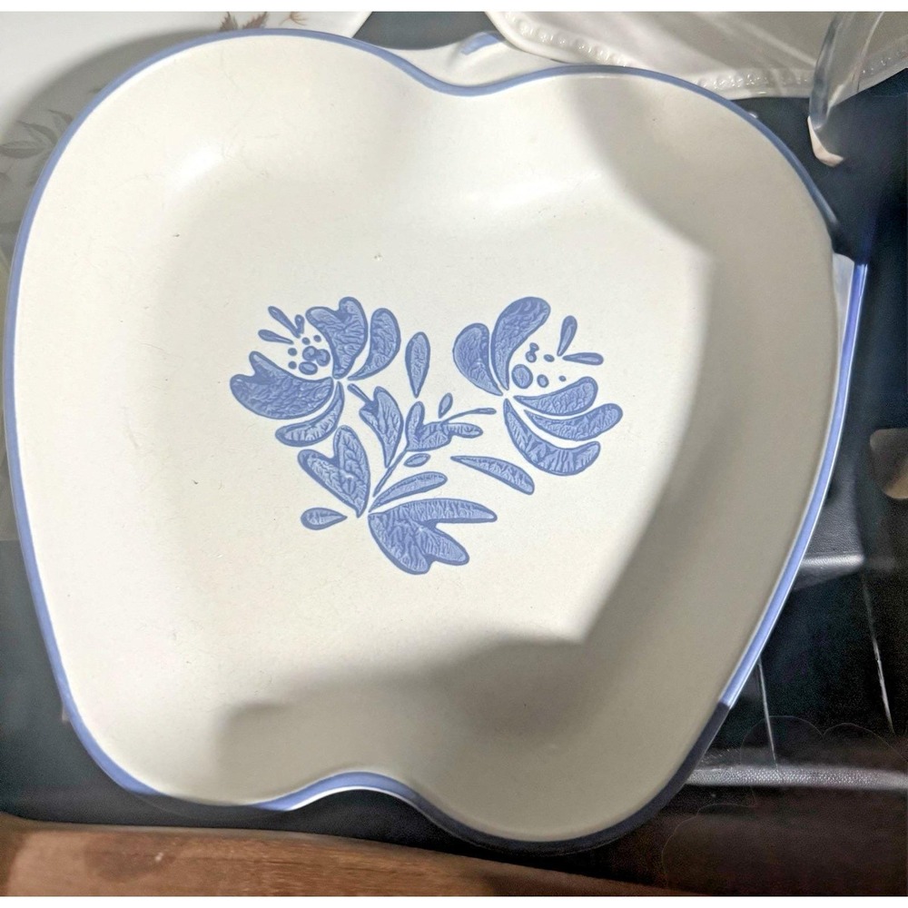 Large Pfaltzgraff Yorktowne Apple Shaped Baking/Serving Dish 9" | USA